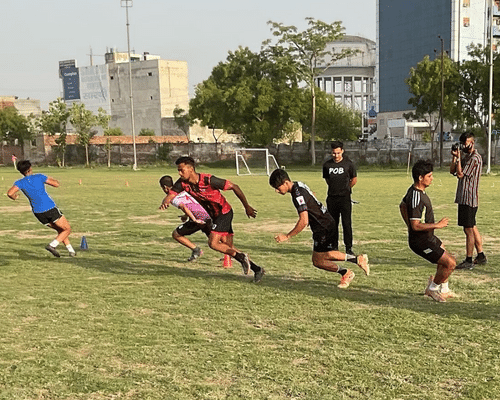 coaching player