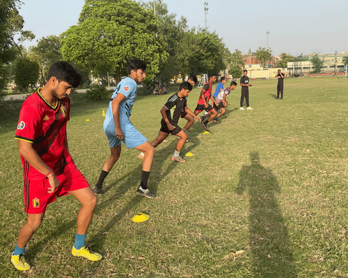 coaching player